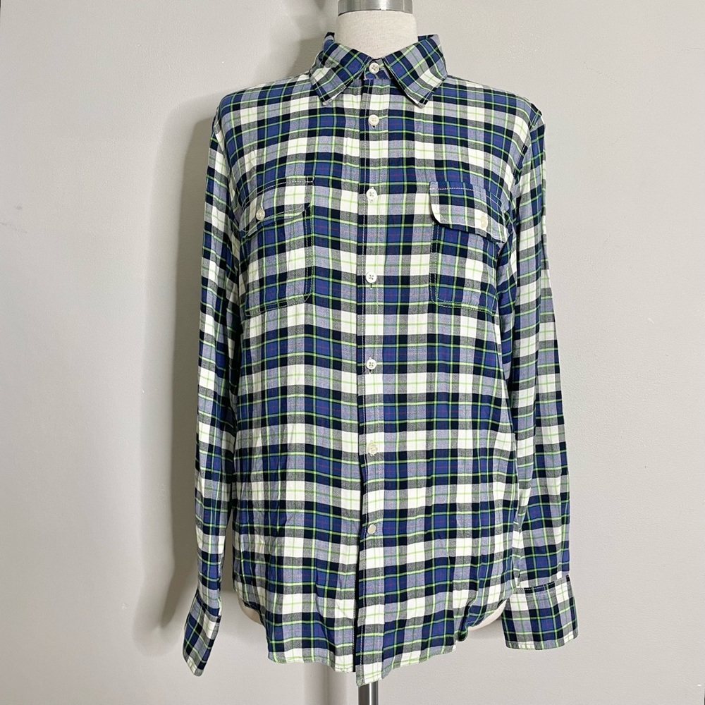 SOVEREIGN CODE Woven Pleasure Plaid Long Sleeve Button Down Shirt